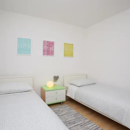 Istragreen * Labin (Istria)